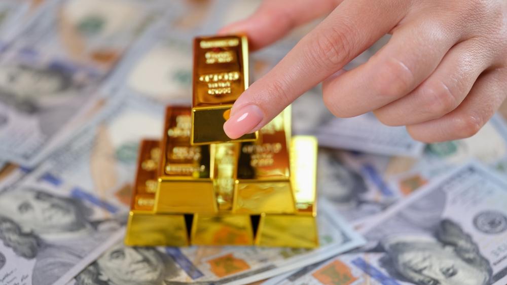 Harga Emas Hari Ini Naik Rp9.000, Simak 7 Tips Investasi Logam Mulia bagi Pemula